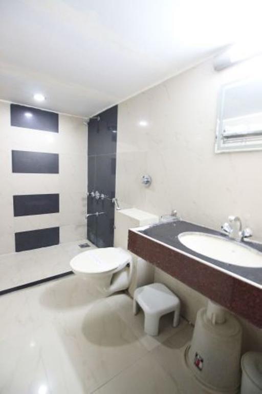 Hotel Eden Ahmedabad Room photo
